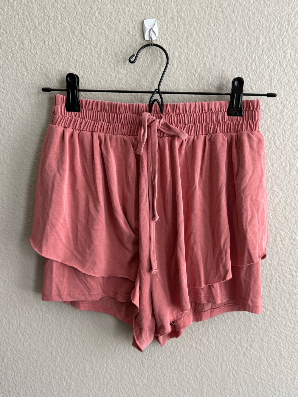 Layered Drawstring Skort in Dusty Pink